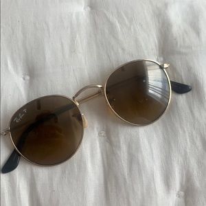 ray ban sunglasses(see all photos and description)